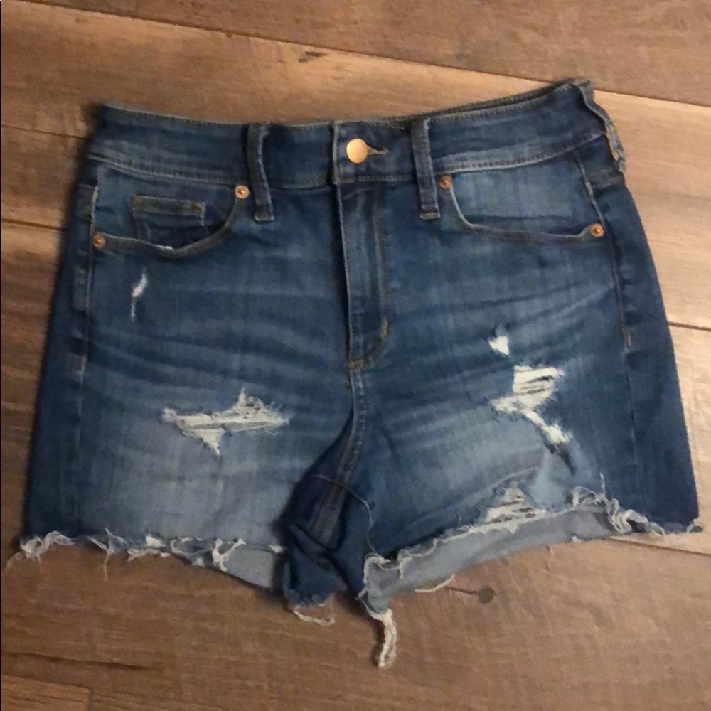 Women’s Universal Threads Shorts